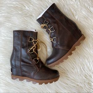 SOREL Joan of Arctic Burro Wedge II Boots NWT